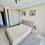 Sea View Lux - Etara Iv شقة سفيتي فلاس